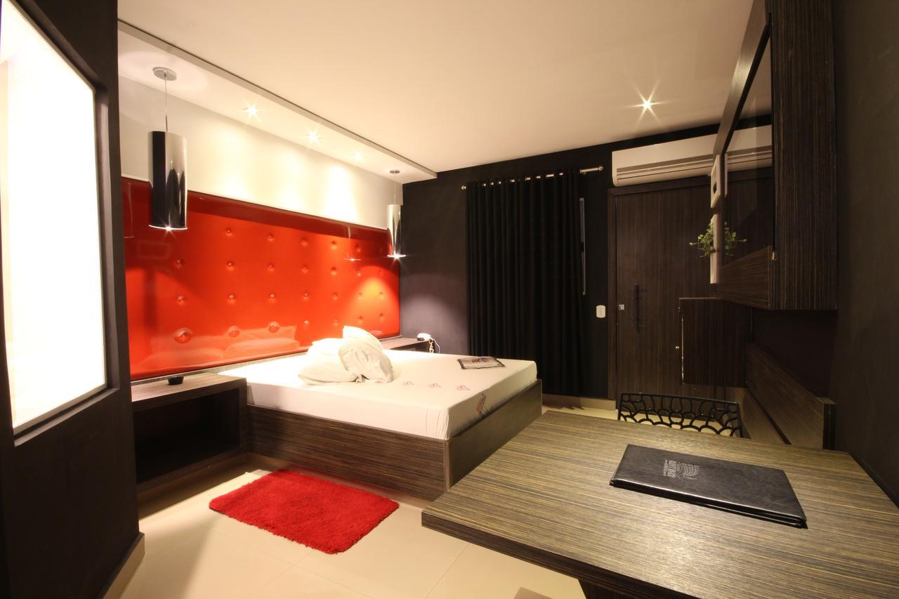 Happy Night (Adults Only) Hotel Cotia  Eksteriør billede